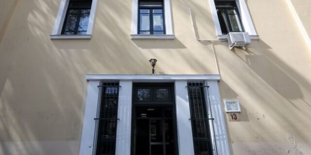 Μένει ίδια η προσωρινή διοίκηση, οδηγεί στις εκλογές την ΕΟΚ στις 30 Μαΐου