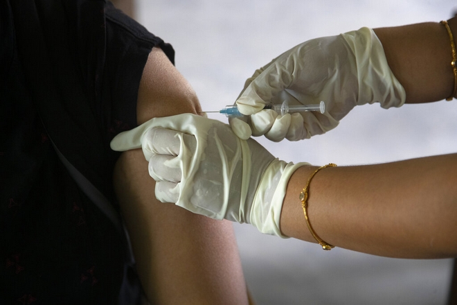 Εμβόλιο Κορονοϊού: Μέσα στην εβδομάδα ανοίγει η πλατφόρμα για τους 25-29 σε Pfizer και Moderna