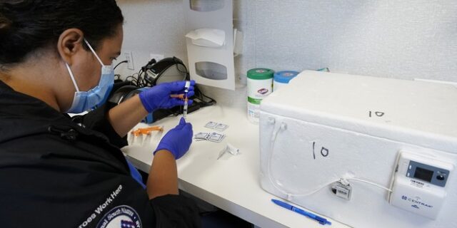 ΠΟΕ: 60 χώρες ζητούν άρση των πατεντών και για άλλα υλικά και όχι μόνο για τα εμβόλια κορονοϊού