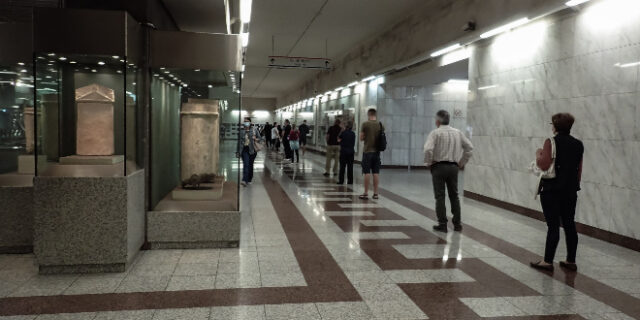 Κορονοϊός: 886 νέα κρούσματα σήμερα στην Αττική