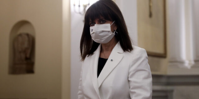 Σακελλαροπούλου: “Οι Θρακιώτες ακρίτες φυλάνε με αυταπάρνηση τα ελληνικά και ευρωπαϊκά σύνορα”