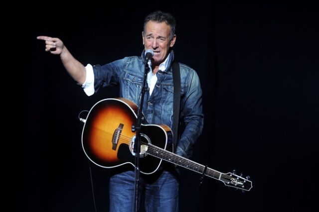 Bruce Springsteen: Συναυλία στο Broadway αλλά “πόρτα” για τους εμβολιασμένους με AstraZeneca