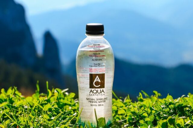 AQUA Carpatica : Από τις πηγές στα απάτητα Καρπάθια όρη τώρα και στην Ελλάδα