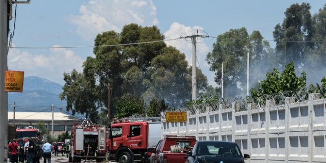 Ασπρόπυργος: Το βυτιοφόρο δεν εξερράγη, όμως διπλανές φιάλες έσκασαν και ισοπέδωσαν κτίριο
