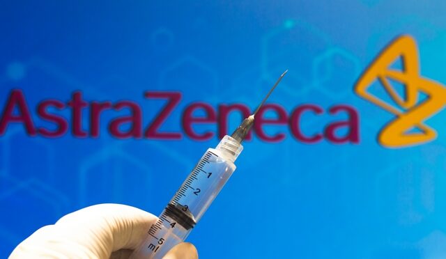 Παύση εμβολιασμών με AstraZeneca στους κάτω των 60 – Τι ισχύει για όσους έχουν κάνει την πρώτη δόση
