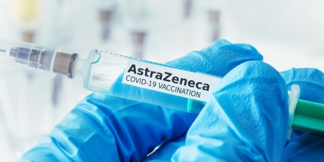 Νίκος Ανδριόπουλος για AstraZeneca: “Η ίδια η κυβέρνηση υποσκάπτει τους εμβολιασμούς”