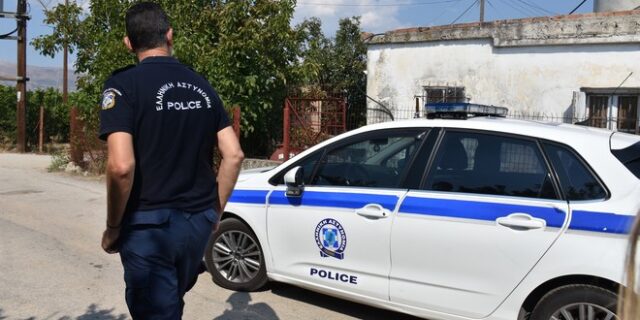 Θεσσαλονίκη: Ανήλικοι προσπάθησαν να ληστέψουν πεζούς με ψεύτικο όπλο – Σημάδεψαν και αστυνομικούς