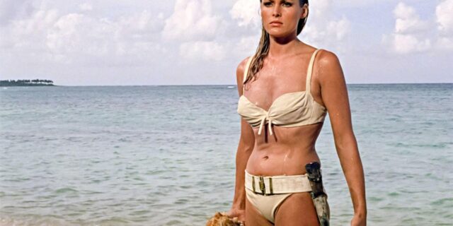 Μπικίνι ετών 75!