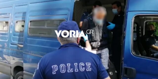 Επίθεση με τσεκούρι στην Κοζάνη: Διακόπηκε η δίκη, αποδοκιμασίες κατά του 45χρονου