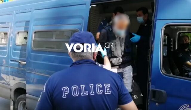 Επίθεση με τσεκούρι στην Κοζάνη: Διακόπηκε η δίκη, αποδοκιμασίες κατά του 45χρονου
