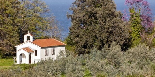 Εορτολόγιο: Ποιοι γιορτάζουν το Σάββατο 5 Ιουνίου