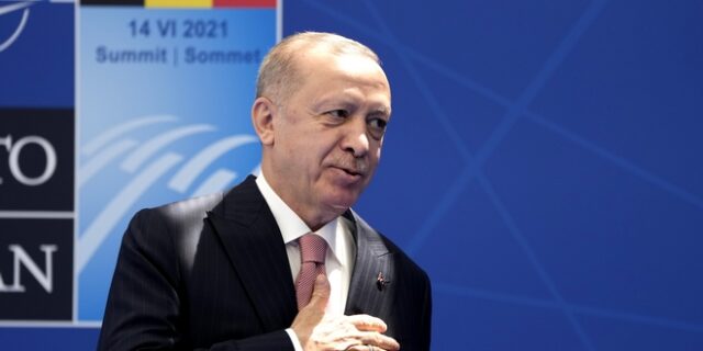 Ο Ερντογάν έκανε λόγο για “αναβίωση διαύλων διαλόγου με την Ελλάδα”
