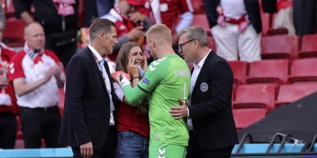 Euro 2020 – Έρικσεν: Όλη η ομάδα της Δανίας συμπαραστάθηκε στη σύζυγό του