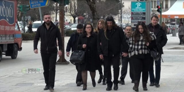 Υπόθεση Γιακουμάκη: Συγκλονίζουν οι καταθέσεις των γονιών του στο Εφετείο
