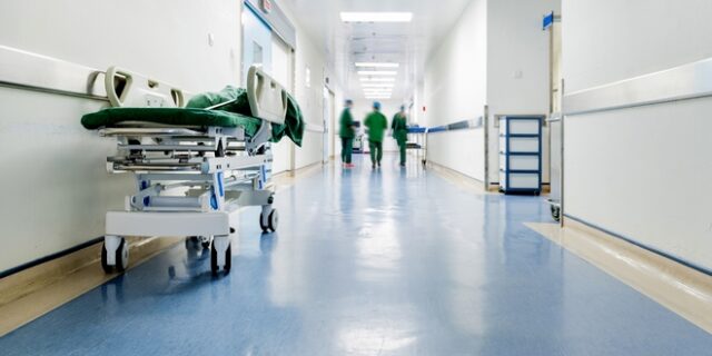 Νοσοκομεία: Συνεχίζεται η αποκλιμάκωση των πιέσεων – Ανησυχία για τον Οκτώβριο