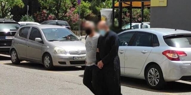 Αγρίνιο: Η σκοτεινή δράση του ιερέα – Σύλληψη μετά την συγκλονιστική καταγγελία στο Ladylike.gr