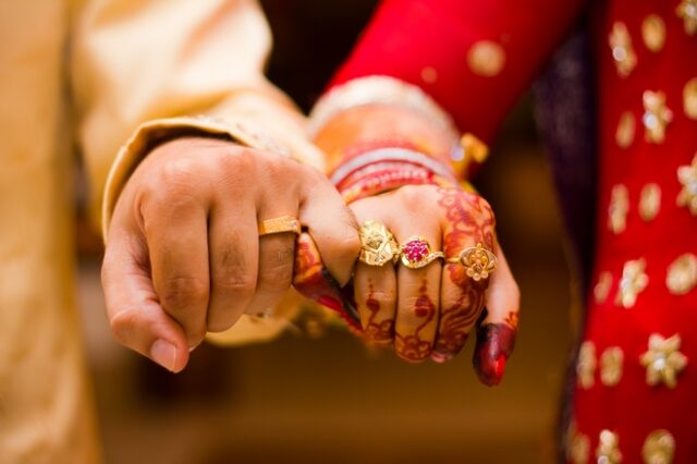Ινδία: Πέθανε η νύφη, έγινε ο γάμος – Την αντικατέστησε η αδερφή της στην ίδια τελετή