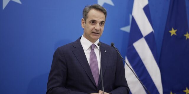 Μητσοτάκης: Όχι νέα μέτρα για τη μετάλλαξη Δέλτα λόγω τουρισμού