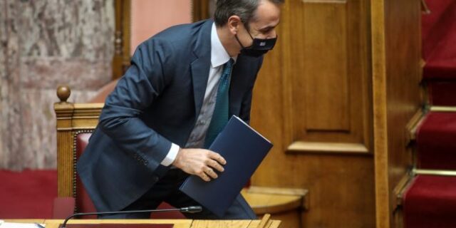 Αποδομεί την επιχειρηματολογία του Μητσοτάκη περί εξόδου από την πανδημία ο ΣΥΡΙΖΑ