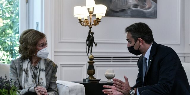 Ο Μητσοτάκης συζήτησε για το Τατόι  με τη Βασίλισσα Σοφία