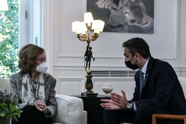 Ο Μητσοτάκης συζήτησε για το Τατόι με τη Βασίλισσα Σοφία