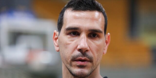 Νίκος Ζήσης: Ανακοίνωσε ότι αποσύρεται από τα παρκέ