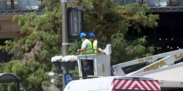 Ομόνοια: Μπήκαν μηχανήματα καθαρισμού αέρα – “Ισοδυναμούν” με 30 δέντρα;