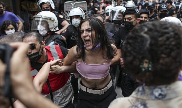 Τουρκία: Δακρυγόνα και συλλήψεις στο Pride της Κωνσταντινούπολης