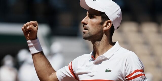 Τζόκοβιτς: “Είχε νοσήσει με κορονοϊό και είχε εξαιρεθεί από τους κανόνες εμβολιασμού” λένε οι δικηγόροι του