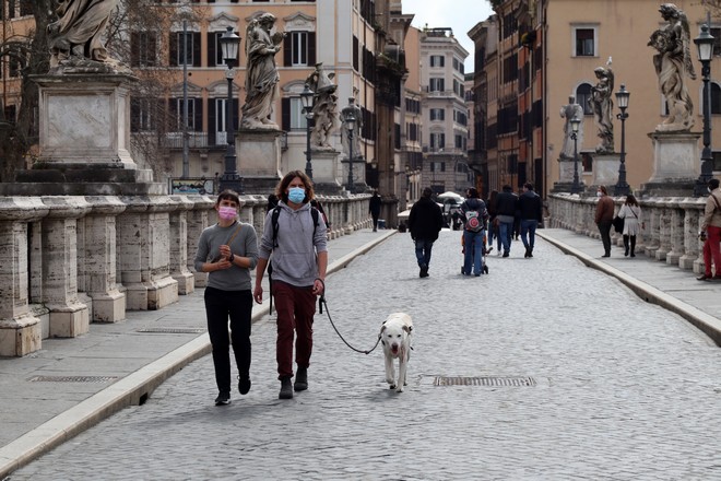 Ιταλία: Υποχώρηση της πανδημίας – Μέχρι τον Σεπτέμβριο η ανοσία της αγέλης