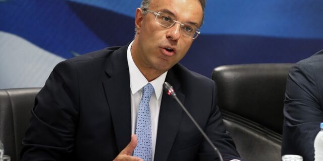 Σταϊκούρας: Επαφές σε Eurogroup – Ecofin για μέτρα στήριξης, έκθεση αξιολόγησης και χρέος