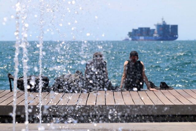 Αγώνας δρόμου για το τείχος ανοσίας το καλοκαίρι – Αλλιώς 4ο κύμα τον χειμώνα