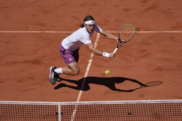 Στέφανος Τσιτσιπάς: “Έπεσε” ηρωικά μαχόμενος στον τελικό του Roland Garros