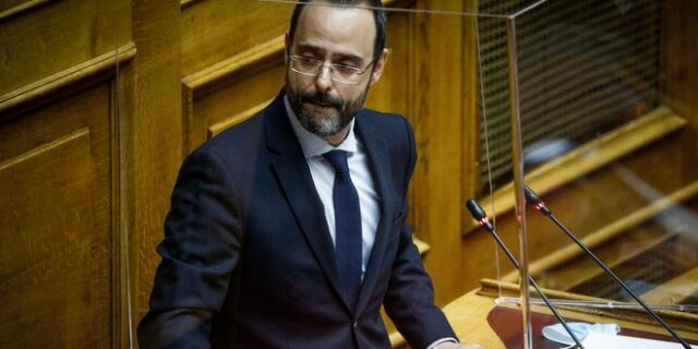 Βουλευτής Ν.Δ: Φταίνε οι νοσηλεύτριες για την κατάσταση στα νοσοκομεία, λείπει η αξιολόγηση
