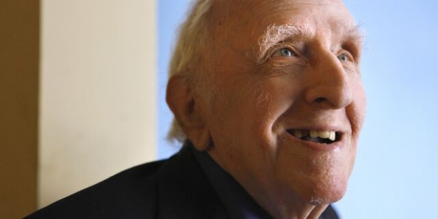 Frank Kameny: Η Google αφιερώνει το σημερινό doodle στον αστρονόμο που είχε απολυθεί επειδή ήταν γκέι