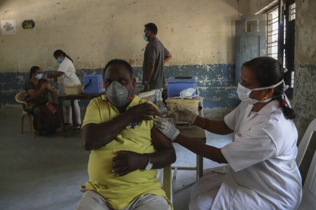 SOS από τον ΠΟΥ: “Οι πλούσιες χώρες να δώσουν εμβόλια στις φτωχότερες”