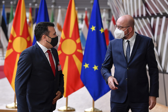 ΕΕ: Δεν άναψε το “πράσινο φως” για την ενταξιακή διαδικασία Βόρειας Μακεδονίας και Αλβανίας