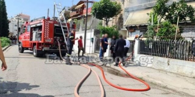 Λαμία: Μπήκε μέσα σε φλεγόμενο σπίτι και έσωσε ηλικιωμένη γυναίκα