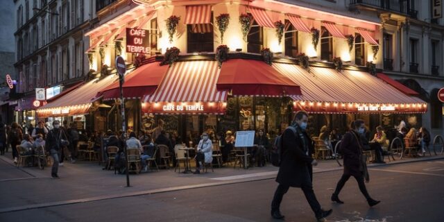 Γαλλία: “Ανοίγει” ξανά η νυχτερινή ζωή μετά από 16 μήνες