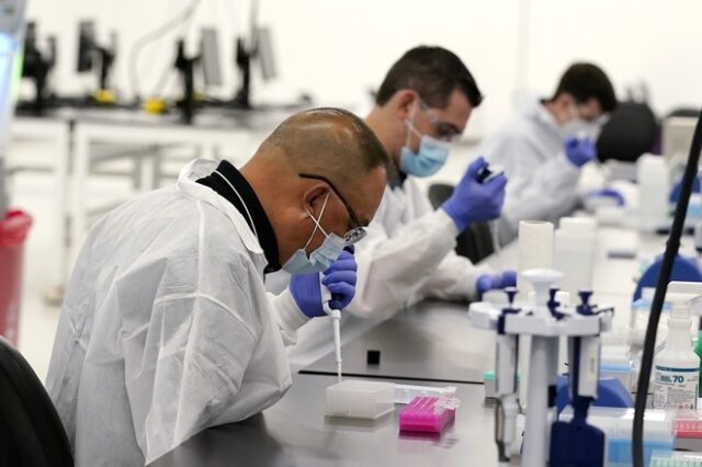 Pfizer και BioNTech ετοιμάζουν εμβόλιο – όπλο κατά της Μετάλλαξης Δέλτα
