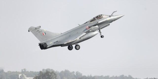 Οι καθυστερήσεις στην παραλαβή των Rafale και οι κίνδυνοι