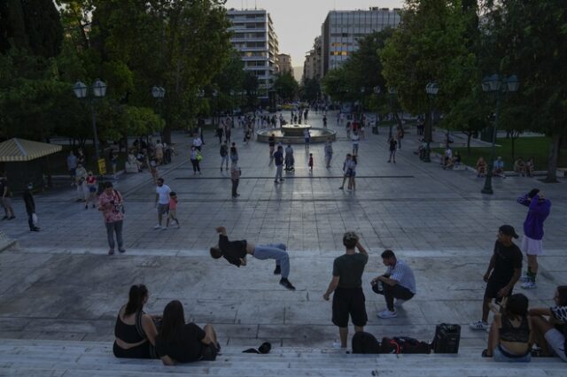 Κορονοϊός: 1266 νέα κρούσματα σήμερα στην Αττική