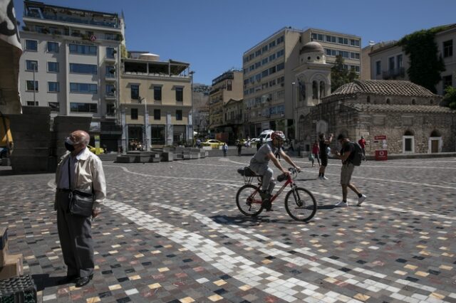 Κορονοϊός: “Εκτόξευση” ιικού φορτίου σε Αττική και Θεσσαλονίκη