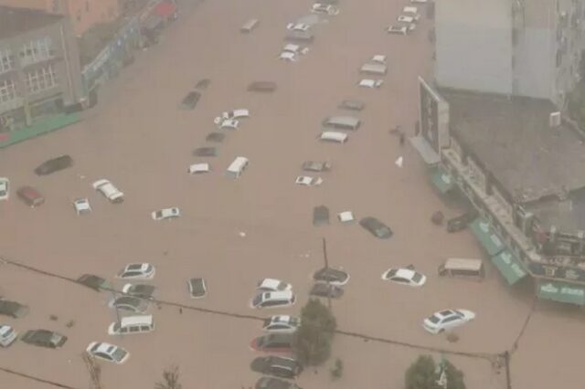 Πλημμύρες στην Κίνα: Στους 33 αυξήθηκαν οι νεκροί, οκτώ άνθρωποι αγνοούνται
