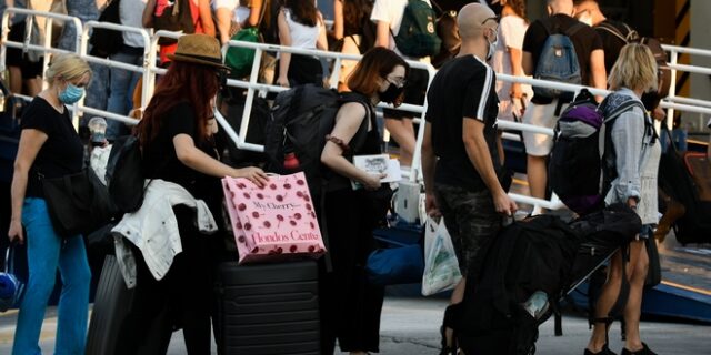 Χαρδαλιάς: Με πιστοποιητικό εμβολιασμού ή νόσησης, μοριακό και rapid test η μετακίνηση στα νησιά