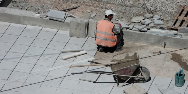 Αποφάσεις για τον κατώτατο μισθό και ημερομίσθιο – Η πρόταση για αύξηση