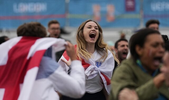 EURO 2020: Απολύθηκε επειδή έκανε κοπάνα από την δουλειά για το Αγγλία-Δανία