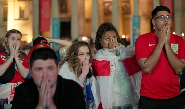 Euro 2020: Άγγλοι οπαδοί μάζεψαν 140.000 υπογραφές για να επαναληφθεί ο τελικός