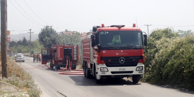 Θεσσαλονίκη: Υπό μερικό έλεγχο η φωτιά στο Αγγελοχώρι