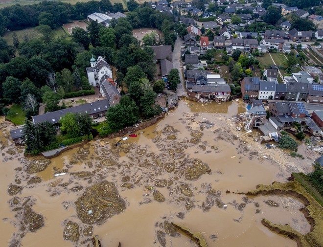 Γερμανία: Τους 180 έφτασαν οι νεκροί από τις πλημμύρες – 150 άνθρωποι αγνοούνται